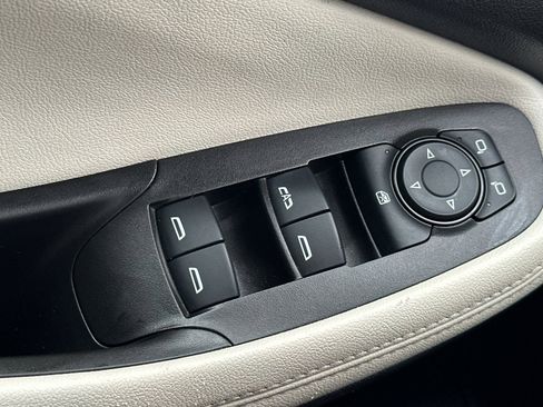 Certified 2023 Buick Encore GX Preferred w/ Cold Weather Comfort Package image 12