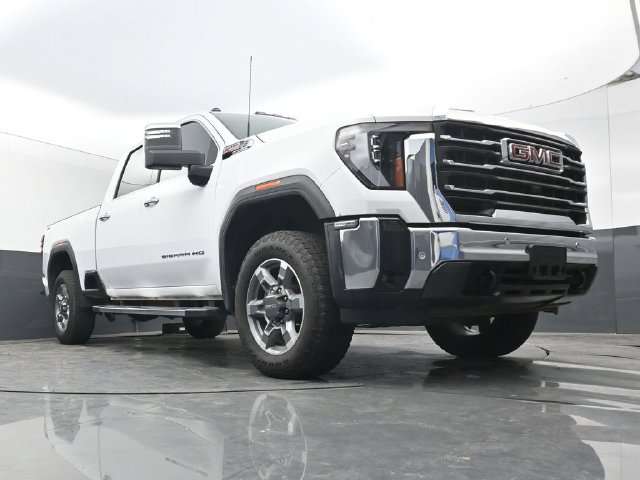 Used 2025 GMC Sierra 2500 SLT w/ SLT Convenience Package AWD/4WD image 1