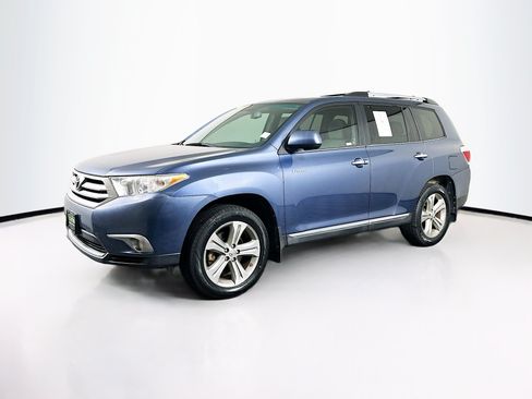 Used 2013 Toyota Highlander Limited FWD image 3