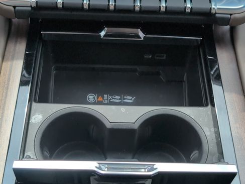 Used 2025 GMC Yukon Denali Ultimate w/ LPO, Floor Liner Package AWD/4WD image 22