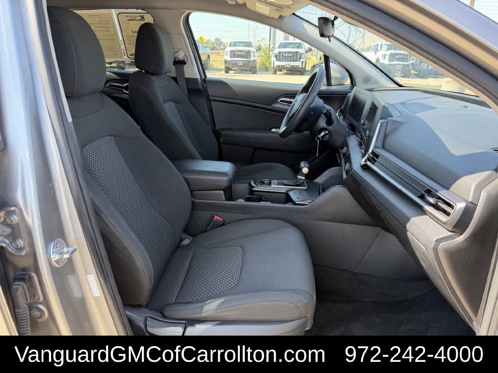 Used 2024 Kia Sportage LX FWD image 29
