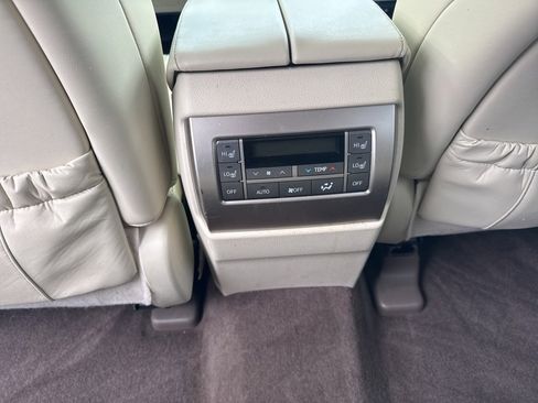Used 2014 Lexus GX 460 Luxury image 34
