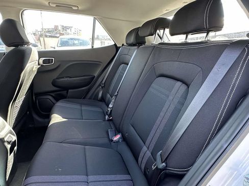 Certified 2025 Hyundai Venue SEL FWD image 16