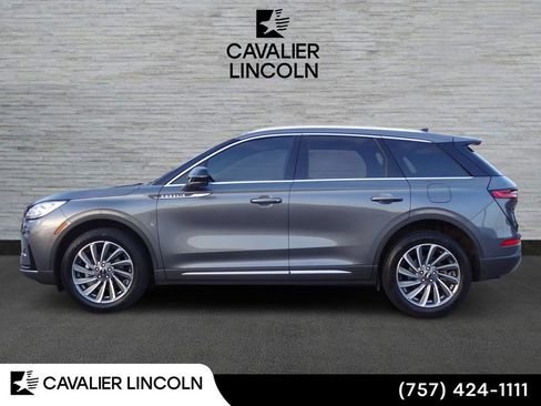Used 2023 Lincoln Corsair Reserve w/ Equipment Group 201A AWD/4WD image 4