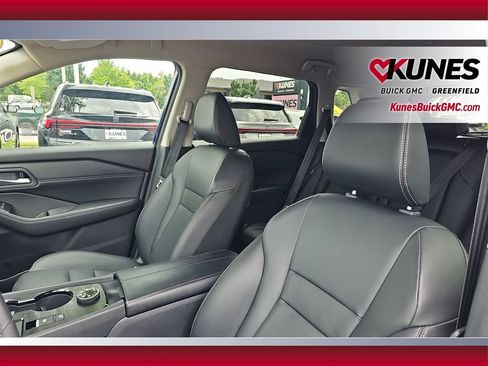 Used 2026 Nissan Rogue SL AWD/4WD image 22
