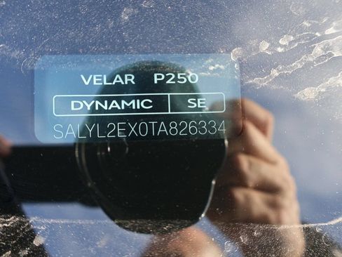 Used 2026 Land Rover Range Rover Velar Dynamic SE AWD/4WD image 41