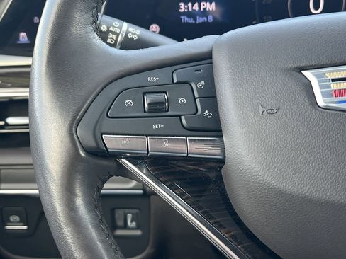 Used 2021 Cadillac Escalade Premium Luxury image 18