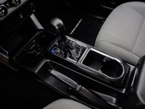 Used 2018 Toyota Tacoma SR RWD image 22