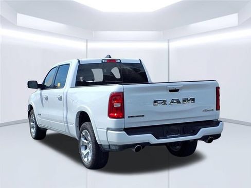 Used 2025 RAM 1500 Big Horn AWD/4WD image 9