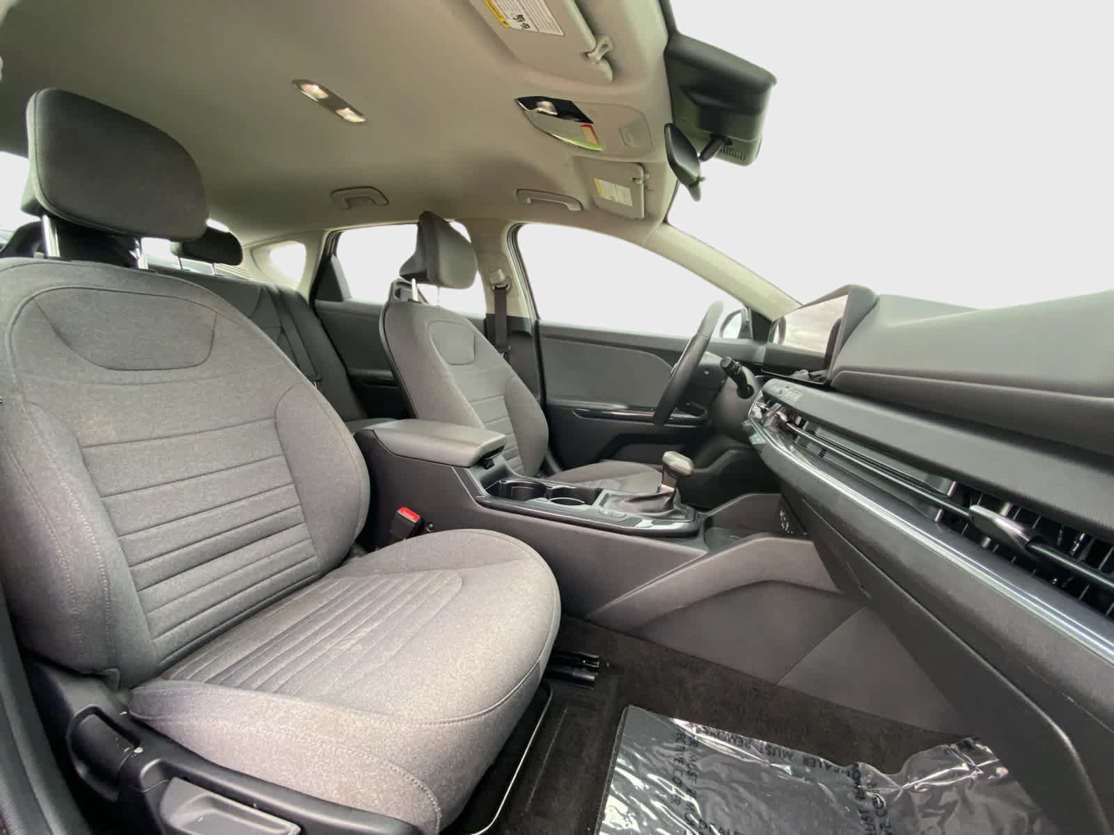 Used 2025 Kia K4 EX FWD image 13