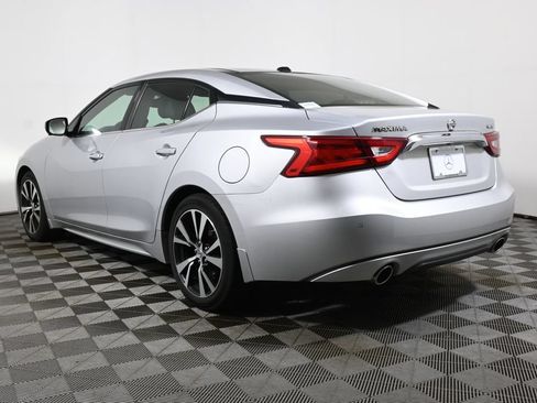 Used 2017 Nissan Maxima Platinum FWD image 5