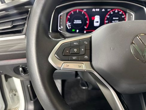 Used 2024 Volkswagen Jetta SEL image 15