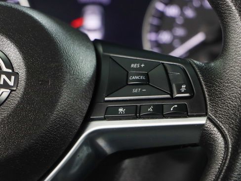 Used 2024 Nissan Sentra SV FWD image 14