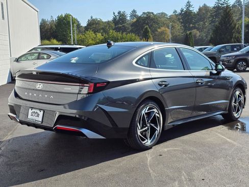 New 2026 Hyundai Sonata SEL FWD image 3