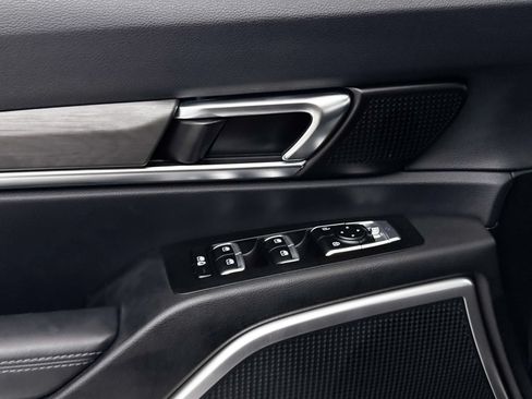 Certified 2024 Kia Telluride EX X-Line AWD/4WD image 32