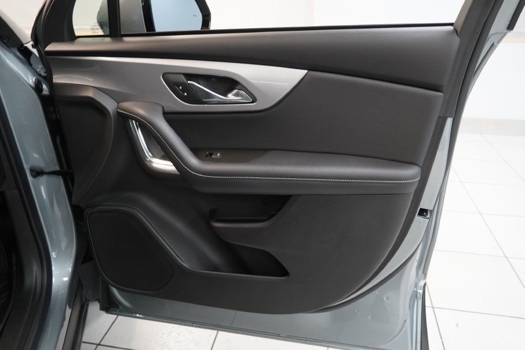 Used 2024 Chevrolet Blazer LT w/ LPO, Floor Liner Package AWD/4WD image 34