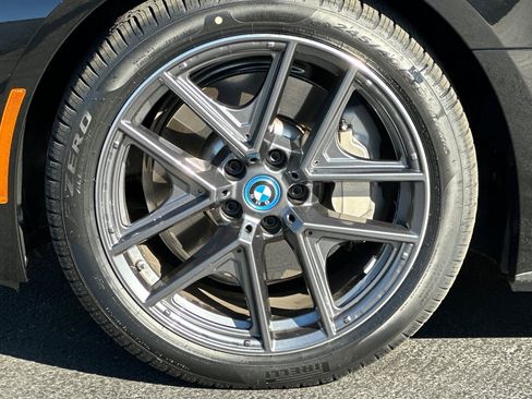 Used 2024 BMW i4 eDrive35 w/ Convenience Package image 37