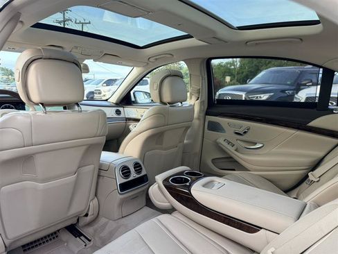 Used 2017 Mercedes-Benz S 550 4MATIC Sedan image 24