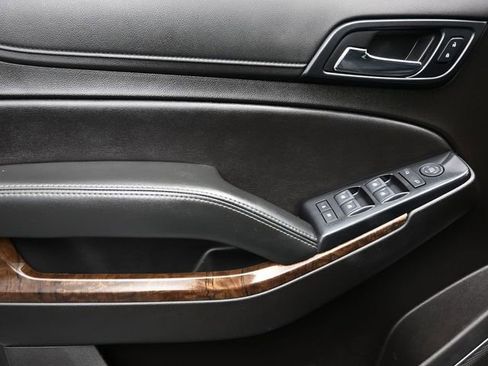 Used 2020 Chevrolet Suburban LS w/ Enhanced Driver Alert Package image 12