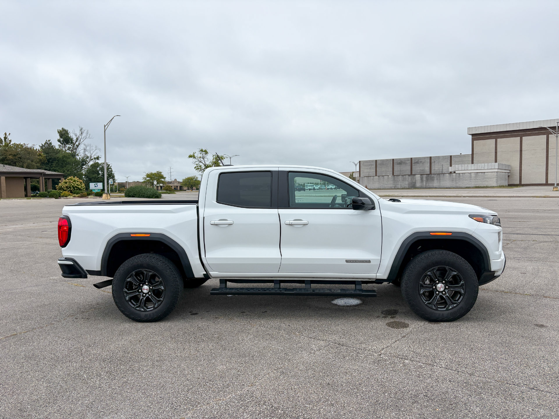 Used 2023 GMC Canyon Elevation w/ Convenience Package RWD image 13