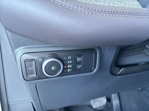 New 2026 Ford Explorer Platinum image 25