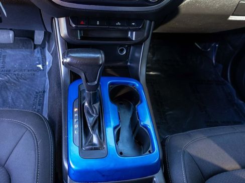 Used 2020 Chevrolet Colorado LT image 24