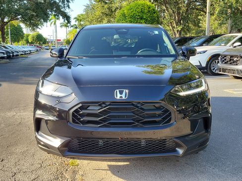 Certified 2025 Honda HR-V Sport image 2
