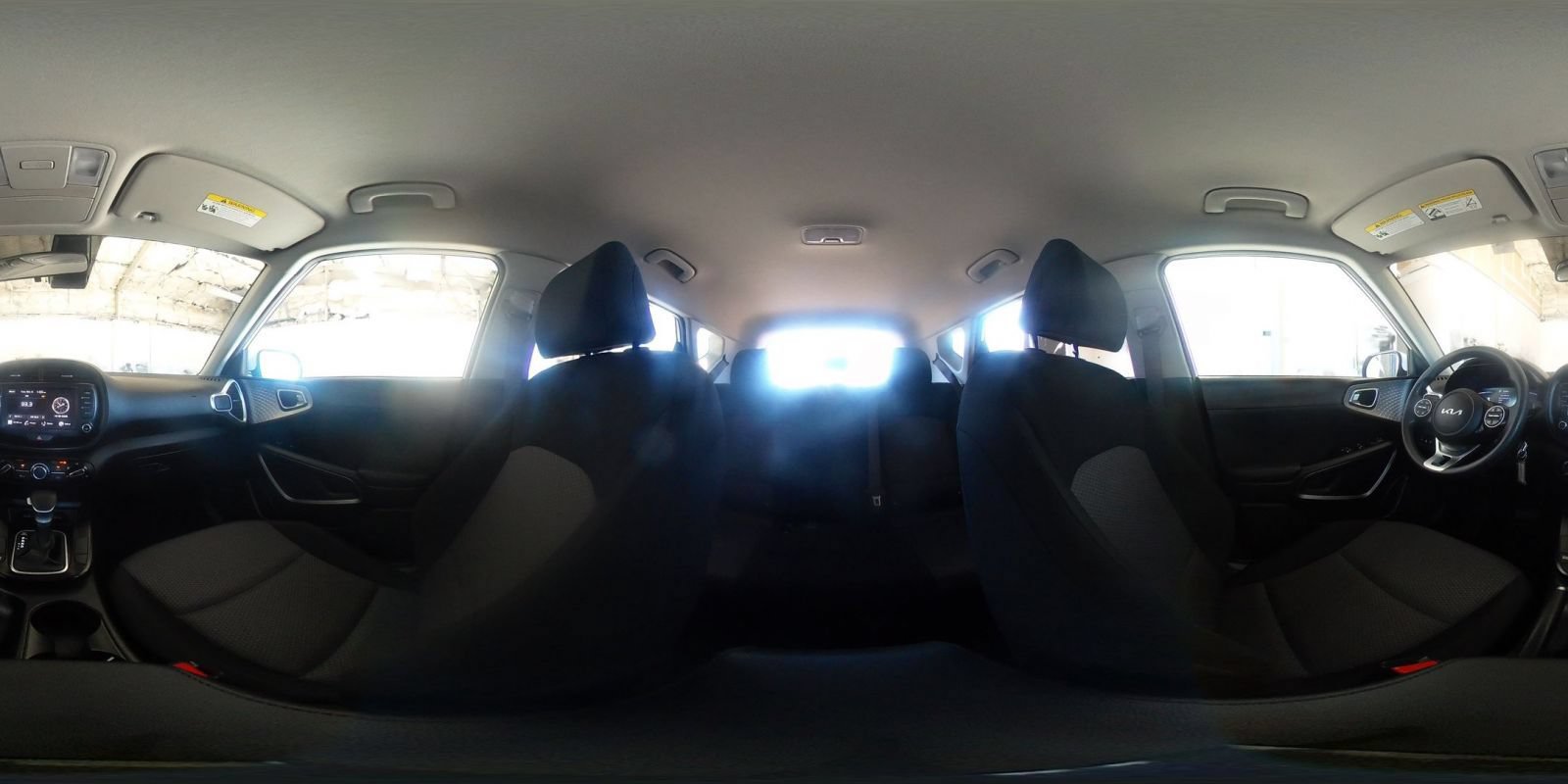 Used 2025 Kia Soul LX w/ LX Technology Package FWD image 39