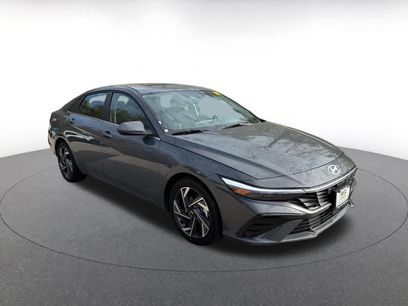 Used 2025 Hyundai Elantra SEL