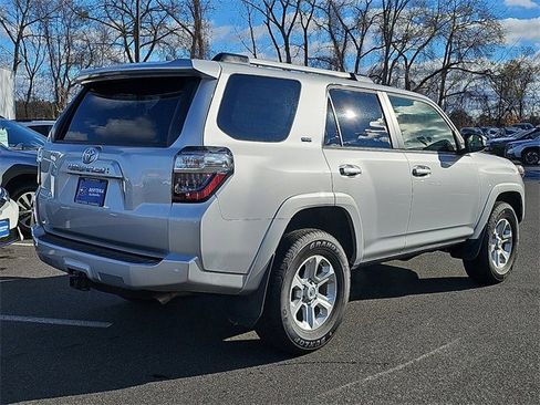 Used 2024 Toyota 4Runner SR5 image 6
