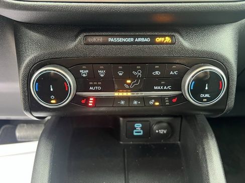 Used 2023 Ford Escape Active image 29