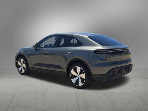 Used 2025 Porsche Macan 4 Electric AWD/4WD image 4
