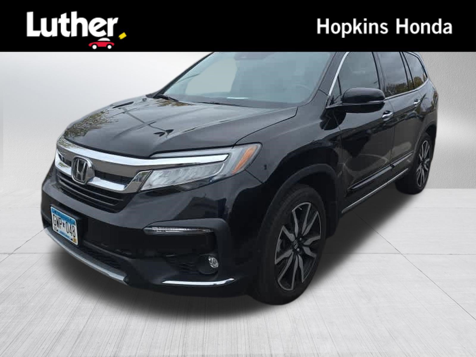 Used 2022 Honda Pilot Touring image 1