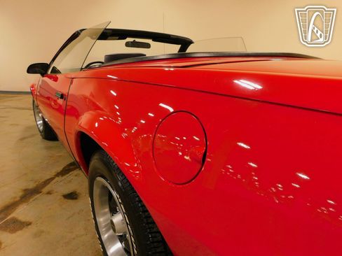 Used 1987 Chevrolet Camaro LT image 31