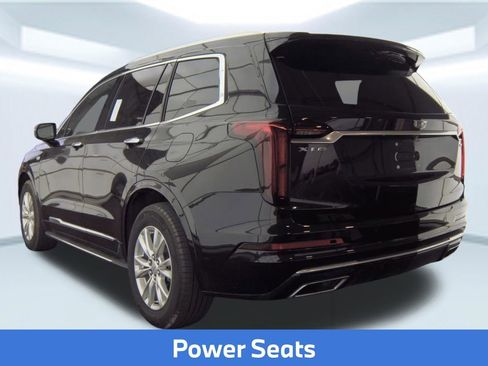 Used 2023 Cadillac XT6 Luxury FWD image 4