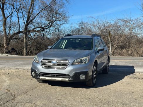 Used 2015 Subaru Outback 3.6R Limited image 6