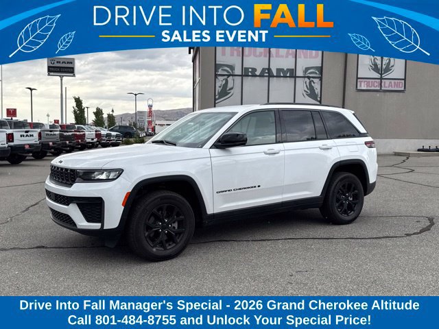 Used 2026 Jeep Grand Cherokee Altitude AWD/4WD image 1
