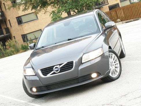 Used 2011 Volvo S40 T5 FWD image 7