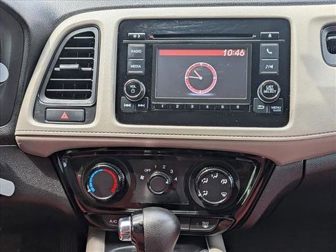 Used 2021 Honda HR-V LX image 13