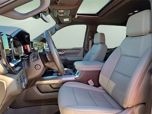 New 2025 Chevrolet Silverado 1500 LTZ w/ LTZ Premium Package image 16