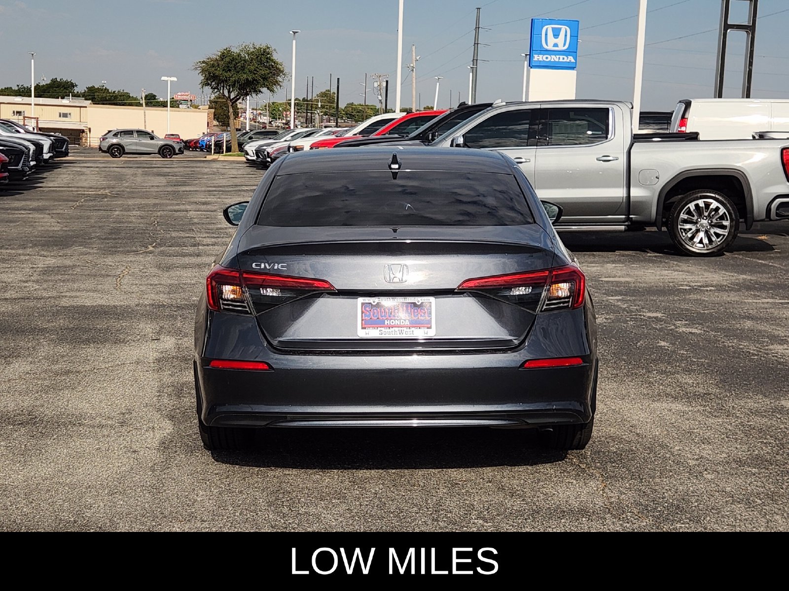 Used 2023 Honda Civic LX image 8