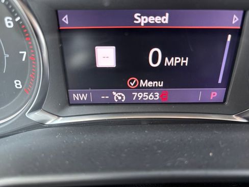 Used 2023 GMC Acadia SLT image 22