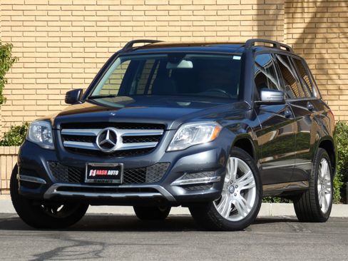 Used 2015 Mercedes-Benz GLK 350 2WD image 4