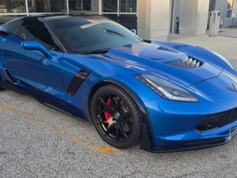 Used 2015 Chevrolet Corvette Z06 w/ 2LZ Preferred Equipment Group RWD image 4