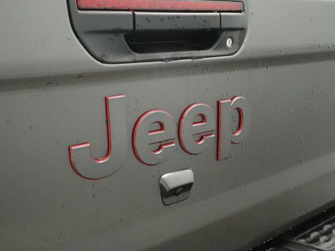 New 2026 Jeep Gladiator Rubicon AWD/4WD image 18