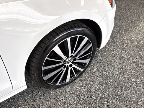 Used 2014 Volkswagen Jetta TDI Value Edition FWD image 31
