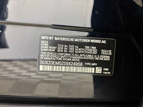 Certified 2025 BMW X7 M60i AWD/4WD image 26
