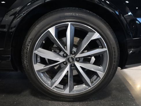 Used 2023 Audi SQ7 Prestige image 12