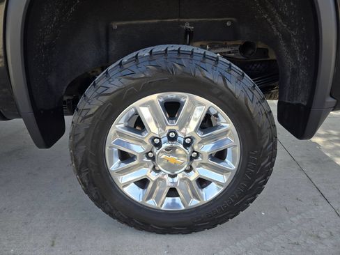 Certified 2025 Chevrolet Silverado 2500 High Country w/ Z71 Off-Road Package AWD/4WD image 26