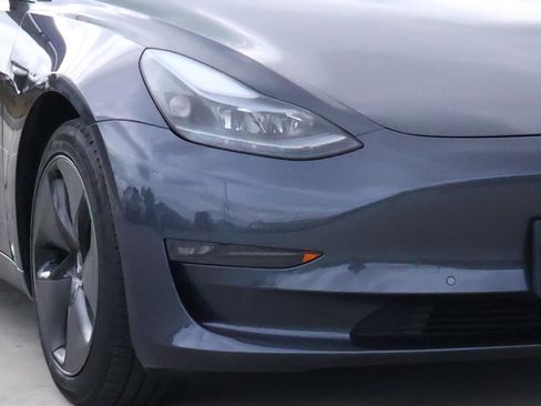 Used 2018 Tesla Model 3 Long Range image 8